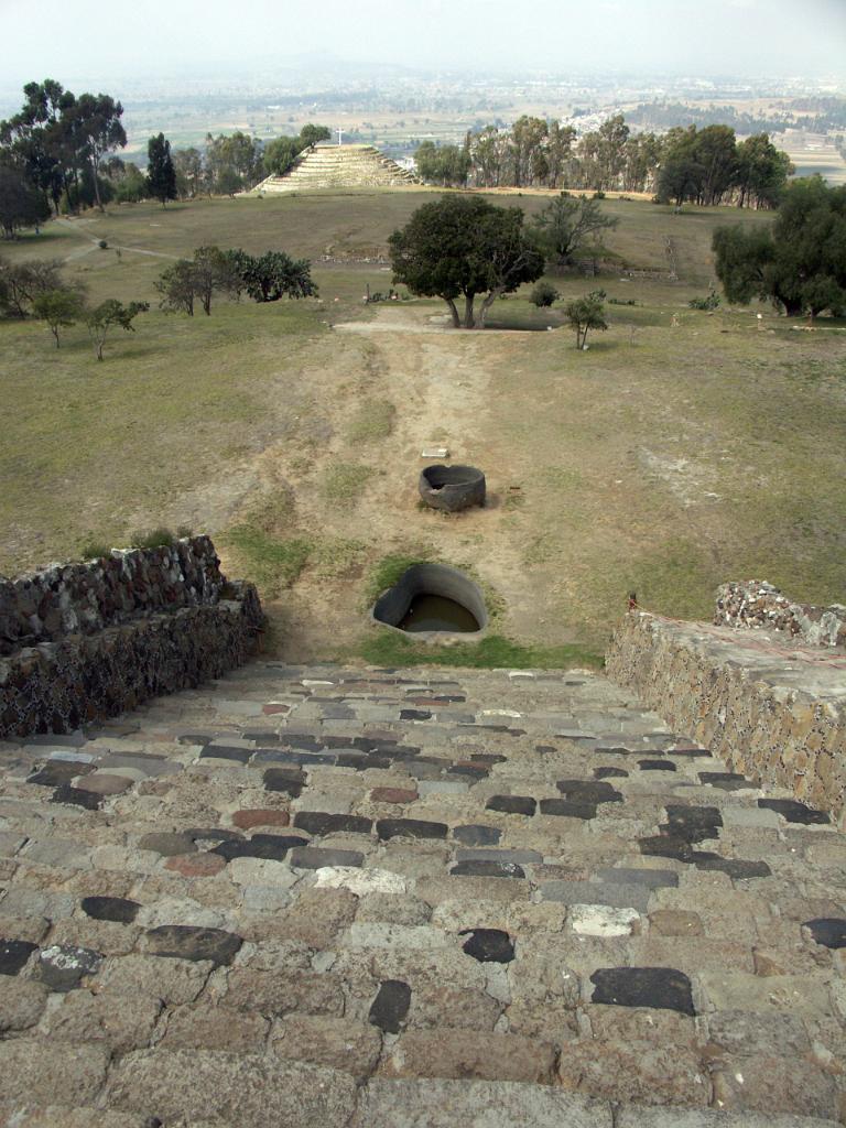 100213_Cacaxtla 131.JPG